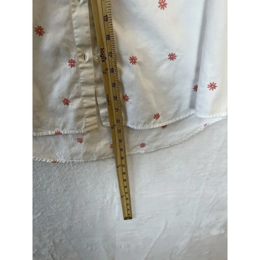 Madewell Women’s Embroidered White Button Up Size S Short Sleeve Blouse‎ Flowers